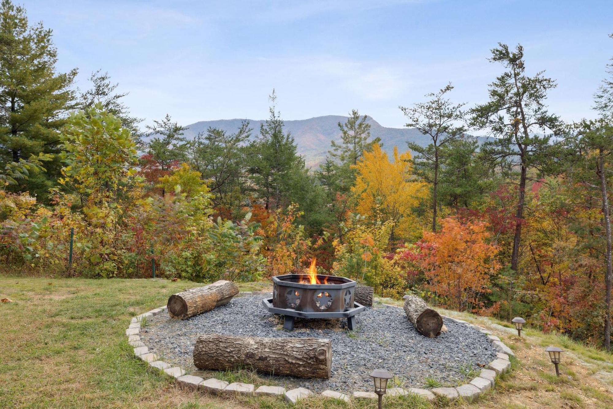 A Grand View Lodge #540 Гетлинбург Екстериор снимка
